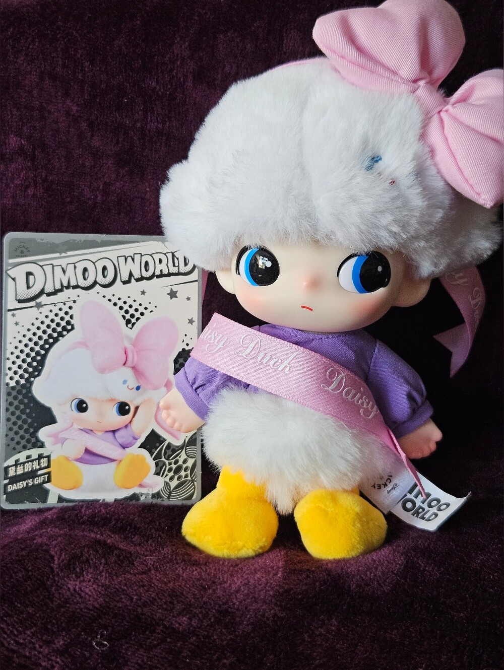 PopMart "DIMOO WORLD X DISNEY"- Daisy's Gift